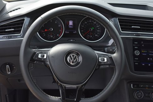 Used 2021 Volkswagen Tiguan SE image 20
