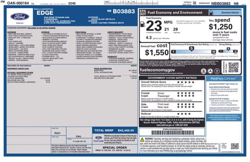 Used 2022 Ford Edge Titanium image 2