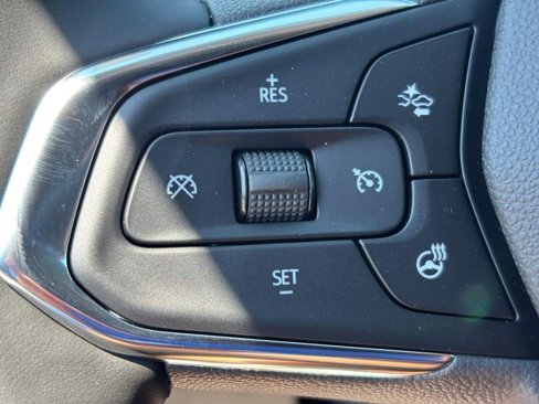 New 2025 Chevrolet Trax LT w/ Driver Confidence Package image 14