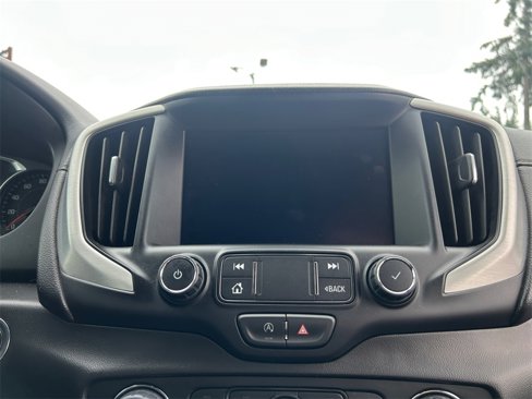 Used 2022 GMC Terrain SLT image 21