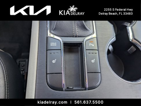 Used 2019 Kia Sedona EX image 26