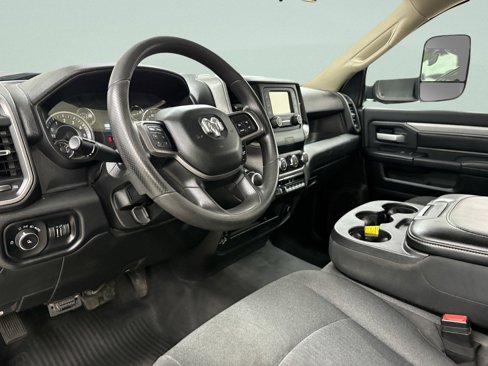Used 2019 RAM 3500 Tradesman image 7