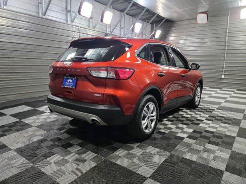 Used 2020 Ford Escape S image 5