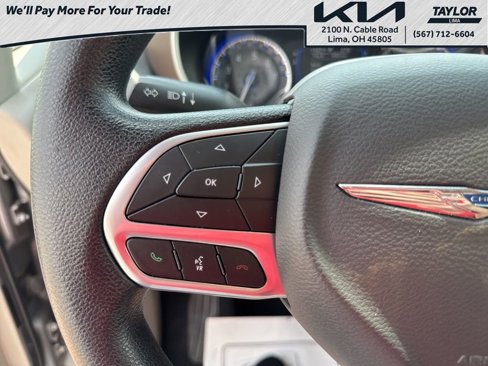 Used 2021 Chrysler Voyager Lxi image 21