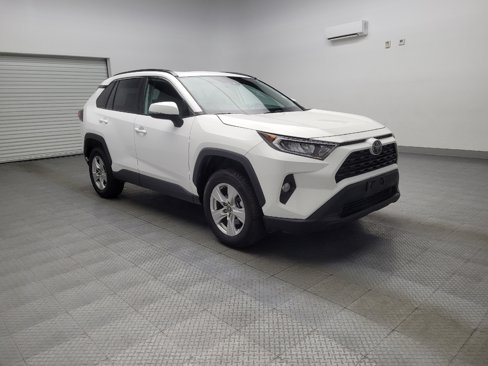 Used 2019 Toyota RAV4 XLE image 13