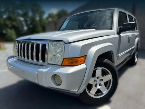 Used 2010 Jeep Commander Sport image 6