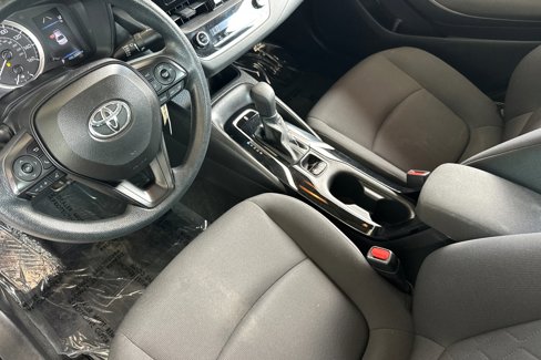 Used 2021 Toyota Corolla LE image 10