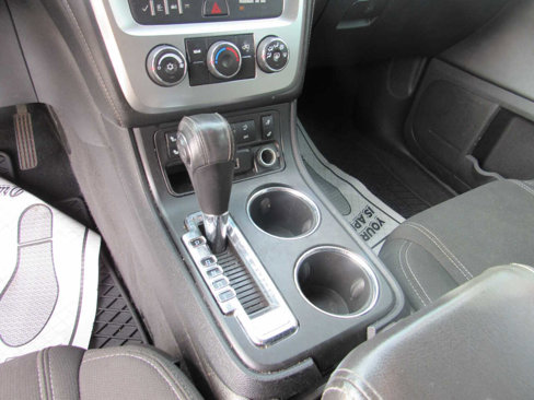 Used 2016 GMC Acadia SLE image 18