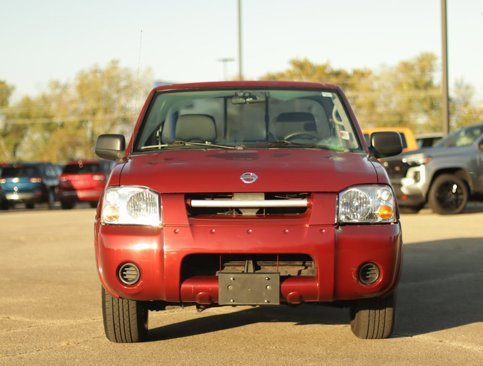 Used 2004 Nissan Frontier XE w/ (VTP) Value Truck Pkg image 2