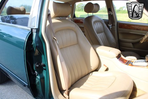 Used 1997 Jaguar XJ6 image 25