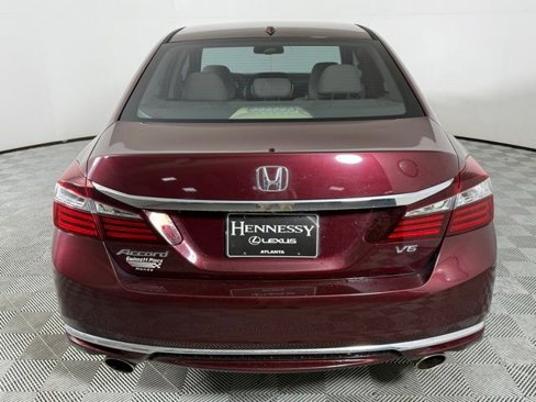 Used 2017 Honda Accord EX-L image 7