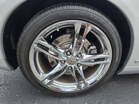 Used 2009 Chevrolet Corvette Convertible w/ Z51 Performance Package image 33