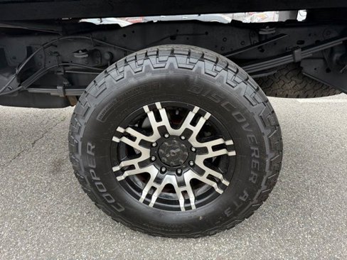 Used 2011 Ford F250 XLT w/ Snow Plow Prep Pkg image 35