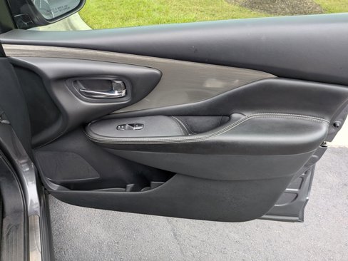 Used 2018 Nissan Murano SL w/ Moonroof Package image 37