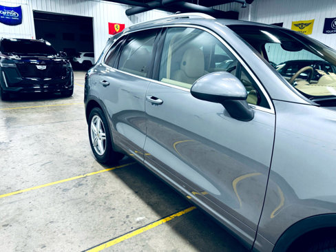 Used 2013 Porsche Cayenne image 20