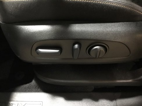 Used 2023 Chevrolet Equinox LT image 89