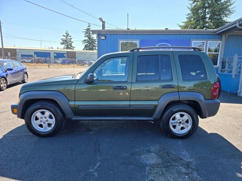 Used 2006 Jeep Liberty Sport image 2