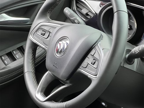 Used 2021 Buick Encore GX Select image 29