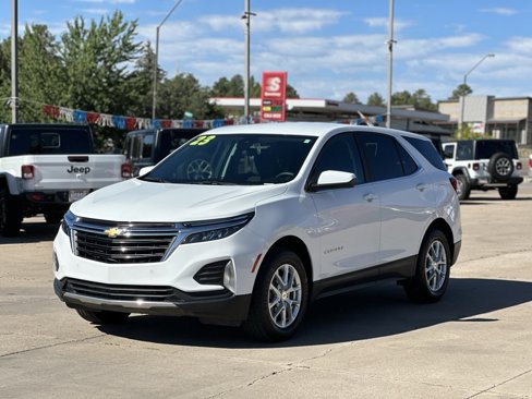 Used 2023 Chevrolet Equinox LT w/ Driver Convenience Package image 7