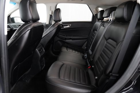 Used 2020 Ford Edge SEL image 5