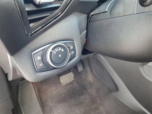 Used 2018 Ford Escape SEL w/ Ford Safe & Smart Package image 11