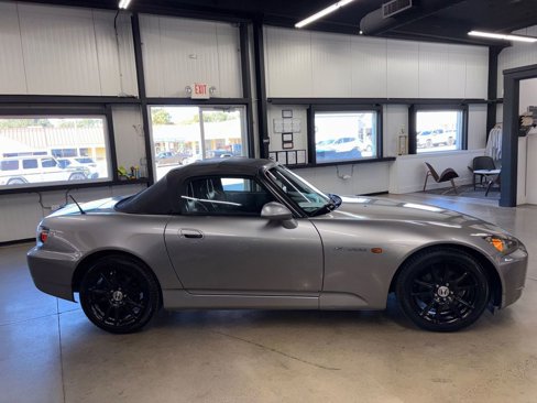 Used 2005 Honda S2000 image 20