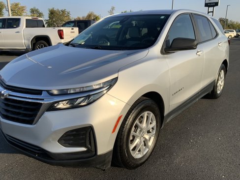 Used 2022 Chevrolet Equinox LS w/ LS Convenience Package image 14