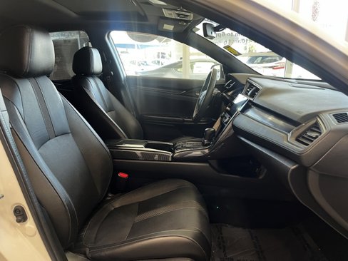 Used 2020 Honda Civic Sport Touring image 9