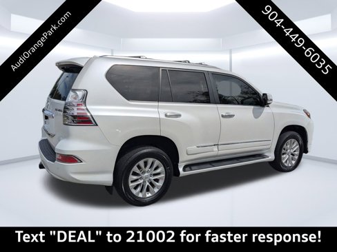 Used 2017 Lexus GX 460 image 3
