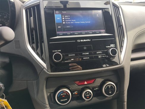 Certified 2023 Subaru Crosstrek 2.0i image 19