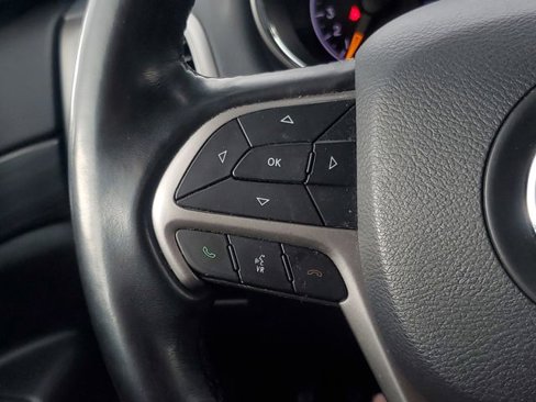 Used 2020 Jeep Grand Cherokee Altitude image 16