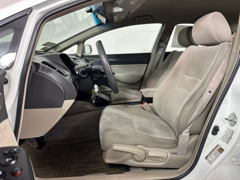 Used 2010 Honda Civic LX image 4
