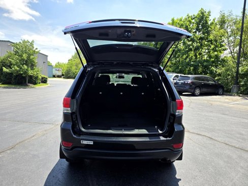 Used 2016 Jeep Grand Cherokee Laredo w/ Quick Order Package 23E image 34