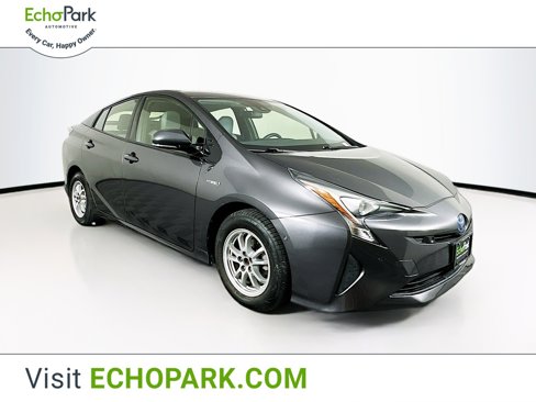 Used 2017 Toyota Prius Two image 1