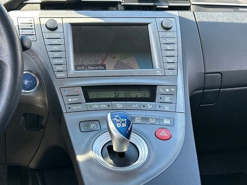 Used 2015 Toyota Prius Four image 15