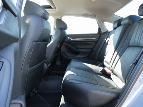 Used 2022 Honda Accord Touring image 17