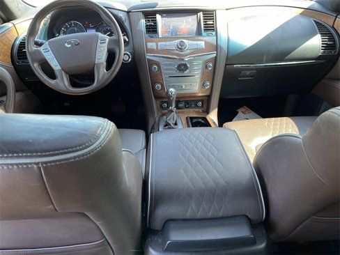 Used 2017 INFINITI QX80 Limited image 16