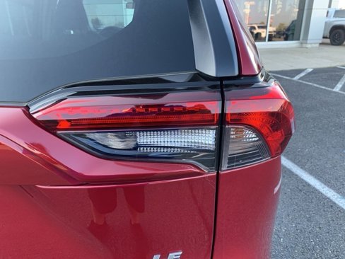 Used 2024 Toyota RAV4 LE image 32