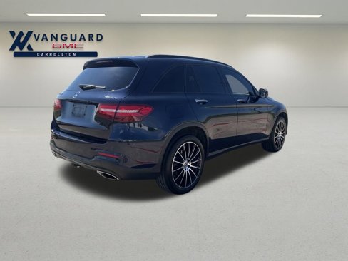 Used 2018 Mercedes-Benz GLC 300 4MATIC w/ Multimedia Package image 7
