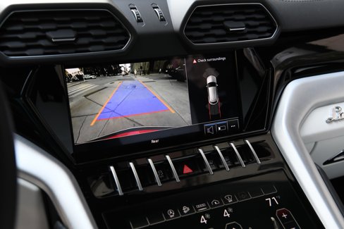 Used 2022 Lamborghini Urus image 17