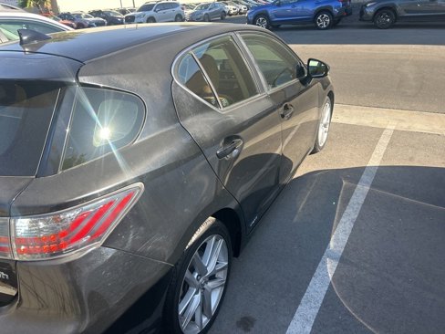 Used 2015 Lexus CT 200h image 10