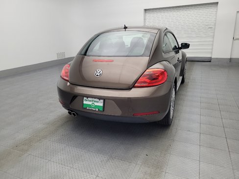 Used 2013 Volkswagen Beetle 2.5 image 7