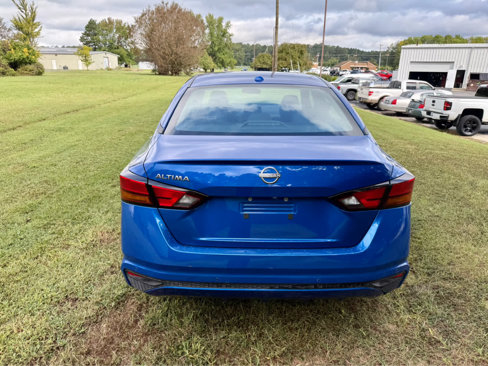 Used 2025 Nissan Altima 2.5 SV image 6