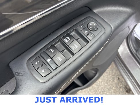 Used 2015 Jeep Grand Cherokee Overland image 20