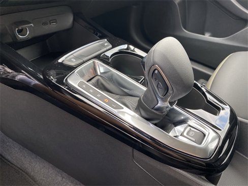 New 2025 Chevrolet Trax ACTIV w/ Driver Confidence Package image 17