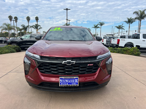 Used 2024 Chevrolet Trax RS w/ Sunroof Package image 2