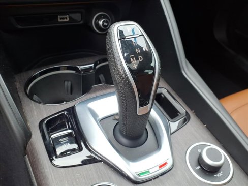 Used 2020 Alfa Romeo Giulia Ti w/ Nero Edizione image 6