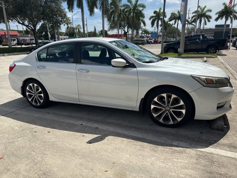 Used 2014 Honda Accord Sport image 4