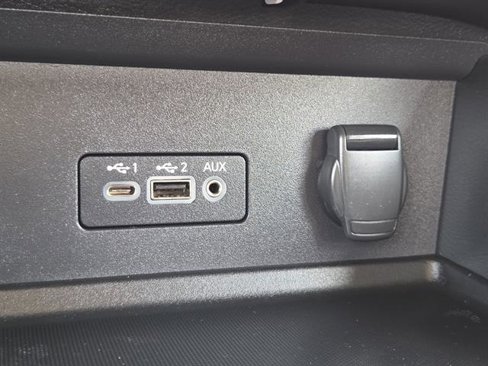 Used 2022 Nissan Sentra SV image 23
