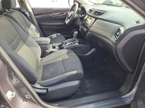 Used 2018 Nissan Rogue S image 7